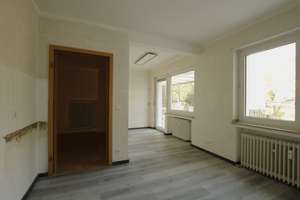 Großzügige 3-Zimmerwohnung mit Balkon - Ideal zur Selbstnutzung oder als Kapitalanlage – Die vollständige Adresse der Immobilie erhältst du vom Anbieter., 41061 Gladbach, Mönchengladbach – Vorschaubild 9