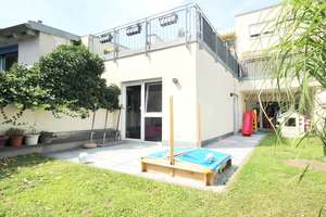 "Ein Ort der Ruhe, Eleganz und Lebensqualität"
Exklusives Wohnen mit privatem Gartenensemble und üb – Die vollständige Adresse der Immobilie erhältst du vom Anbieter., 94032 Passau, Passau – Vorschaubild 2