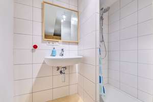 Großzügiges Familienhaus mit Garten, Sauna & Photovoltaik in ruhiger Lage von Waldtrudering – Die vollständige Adresse der Immobilie erhältst du vom Anbieter., 81827 Waldtrudering, München – Vorschaubild 26