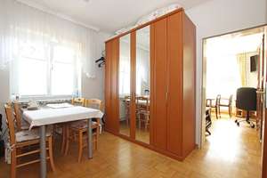 Modernisiertes Zweifamilienhaus für komfortables Mehrgenerationenwohnen in Bad Schwartau – Die vollständige Adresse der Immobilie erhältst du vom Anbieter., 23611 Bad Schwartau – Vorschaubild 12