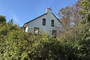 Viel Platz für die Familie/// Familienhaus mit Garten und Garage in 66117 Saarbrücken zu verkaufen – Die vollständige Adresse der Immobilie erhältst du vom Anbieter., 66117 Alt-Saarbrücken, Saarbrücken – Vorschaubild 3
