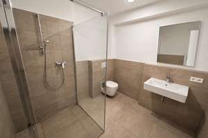 Moderne 2-Zimmer-Neubauwohnung mit Einbauküche, Fußbodenheizung & Aufzug in Offenbach – 63065 Mathildenschule, Offenbach am Main – Vorschaubild 12