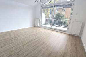 Moderne Maisonette-Perle mit Garten-Oase: Raumwunder mit Entwicklungspotenzial in Neuss-Norf – Düsselstraße 5, 41469 Norf, Neuss – Vorschaubild 3