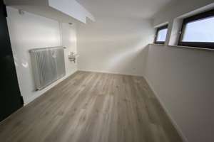 Ruhige 2 Zimmer Whg mit 2 Balkonen + Hobbyraum + Garage - Nähe Englischer Garten – Wesendonkstraße 32, 81925 Oberföhring, München – Vorschaubild 13