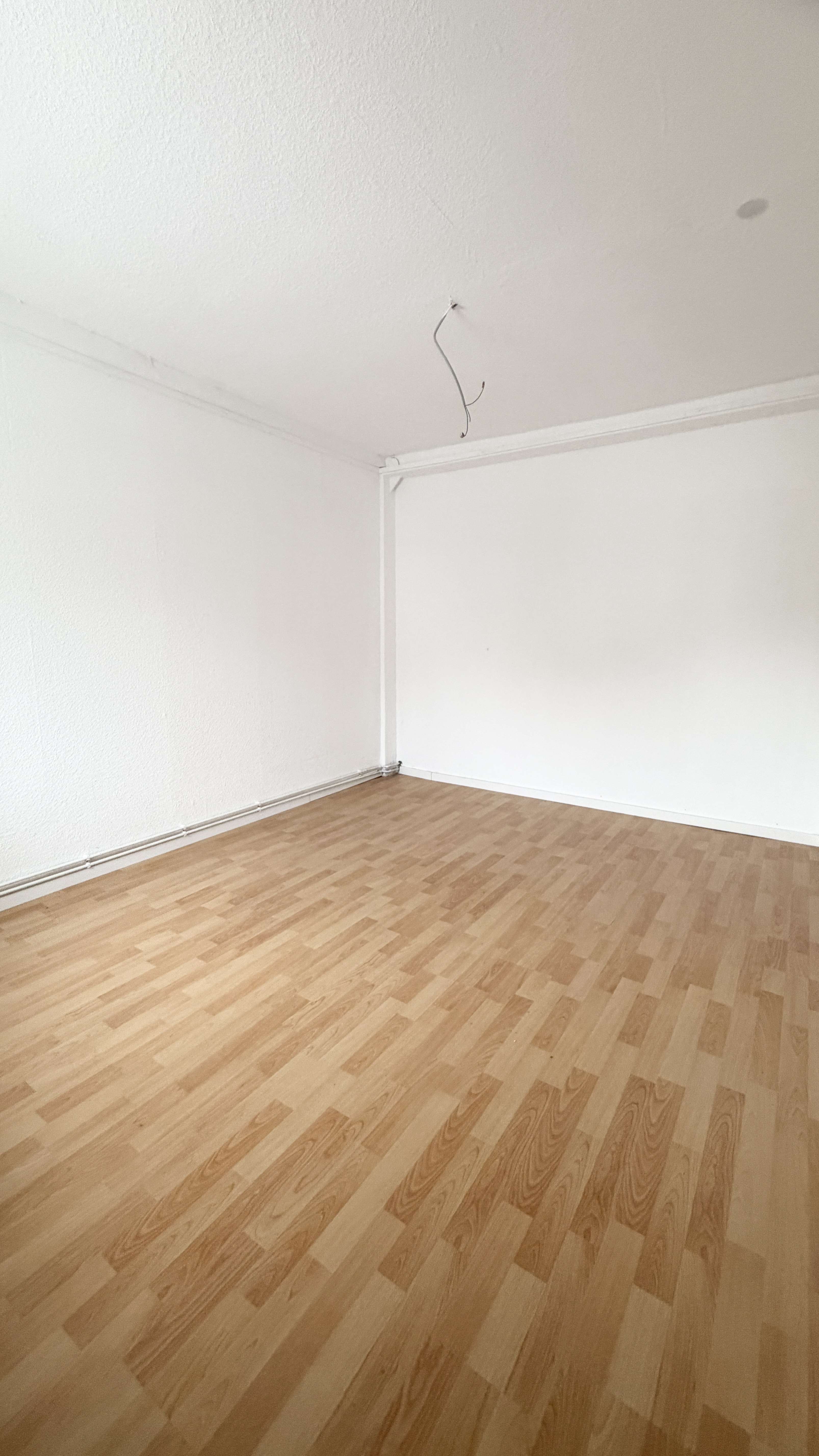 Immobilie in Coppenbrügge - Leerstehendes saniertes 3-Familienhaus + Gewerbeeinheit! Über 10% Rendite p. a. möglich - Bild 13