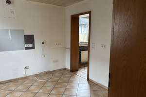 Ehemaliges Bauernhaus mit kompaktem Grundstück und Ausbaupotenzial in Ortslage! – Die vollständige Adresse der Immobilie erhältst du vom Anbieter., 57635 Hasselbach – Vorschaubild 8