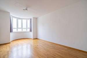 Großzügige 4-Zimmer-Wohnung mit besonderem Charakter in der begehrten Maxvorstadt – Die vollständige Adresse der Immobilie erhältst du vom Anbieter., 80799 Am alten nördlichen Friedhof, München – Vorschaubild 8