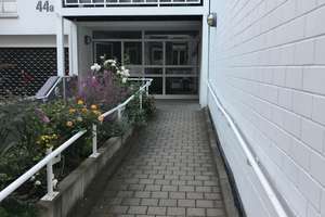 Zentral & ruhig: Möbliertes 1-Zimmer-Apartment mit Balkon, Garten & TG separat bepreist – 63065 Ledermuseum, Offenbach am Main – Vorschaubild 9