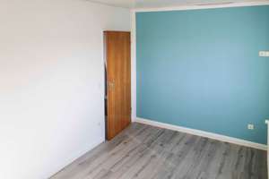 Viel Raum für die Familie: 4 Zimmer mit Loggia, neuem Bad und Stellplatz in Hondelage – 38108 Hondelage, Braunschweig – Vorschaubild 9