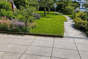 SOFORT freies 146 qm REIHENHAUS mit GARAGE und Spielgarten in TOP Wohnlage – Die vollständige Adresse der Immobilie erhältst du vom Anbieter., 90455 Kornburg, Worzeldorf, Nürnberg – Vorschaubild 2