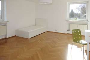 Flexible 4 Zimmer Wohnung in Bogenhausen, leerstehend und sofort verfügbar – Die vollständige Adresse der Immobilie erhältst du vom Anbieter., 81925 Oberföhring, München – Vorschaubild 2