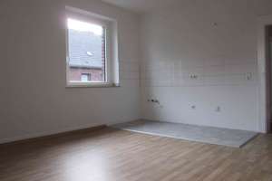 *große 2-Zimmer-Wohnung mit Wohnküche sucht neuen Mieter* – Michaelstr. 27, 47055 Wanheimerort, Duisburg – Vorschaubild 5