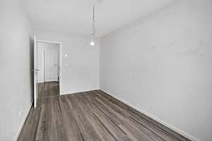 Exklusive Maisonettewohnung in Rheinnähe – Die vollständige Adresse der Immobilie erhältst du vom Anbieter., 50999 Sürth, Köln – Vorschaubild 17