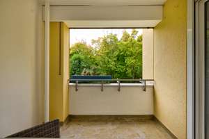 Modernisiert & bezugsfrei: 2-Zimmer-Wohnung mit Balkon *Provisionsfrei* – Die vollständige Adresse der Immobilie erhältst du vom Anbieter., 60529 Schwanheim, Frankfurt am Main – Vorschaubild 8