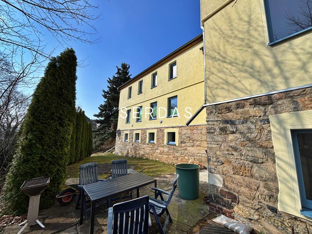 Immobilie in Saalburg-Ebersdorf - Zweifamilienhaus mit Doppelgarage in attraktiver Lage nahe Thüringer Meer - Bild 1