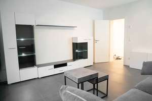 *TOP SANIERT* 2-Zimmer-Wohnung mit Einbauküche und Teilmöblierung – Frohnhauser Straße 133, 45144 Holsterhausen, Essen – Vorschaubild 1