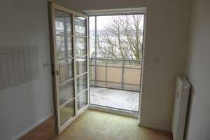 WOW!!! - Tolle helle 2-Raum mit Balkon im Heimgarten – Heimgarten 122, 9127 Gablenz, Chemnitz – Vorschaubild 1