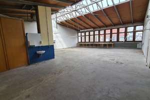 Mehrfamilienhaus mit Potential! 288 m² Wohnen plus 228 m² Gewerbe/Lager - sowie Garagen – Die vollständige Adresse der Immobilie erhältst du vom Anbieter., 42277 Oberbarmen, Wuppertal – Vorschaubild 11