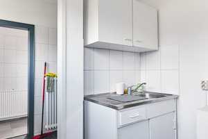 Solides Gebäude-Ensemble aus Wohnhaus und Geschäftshaus – Remscheid – Vorschaubild 20