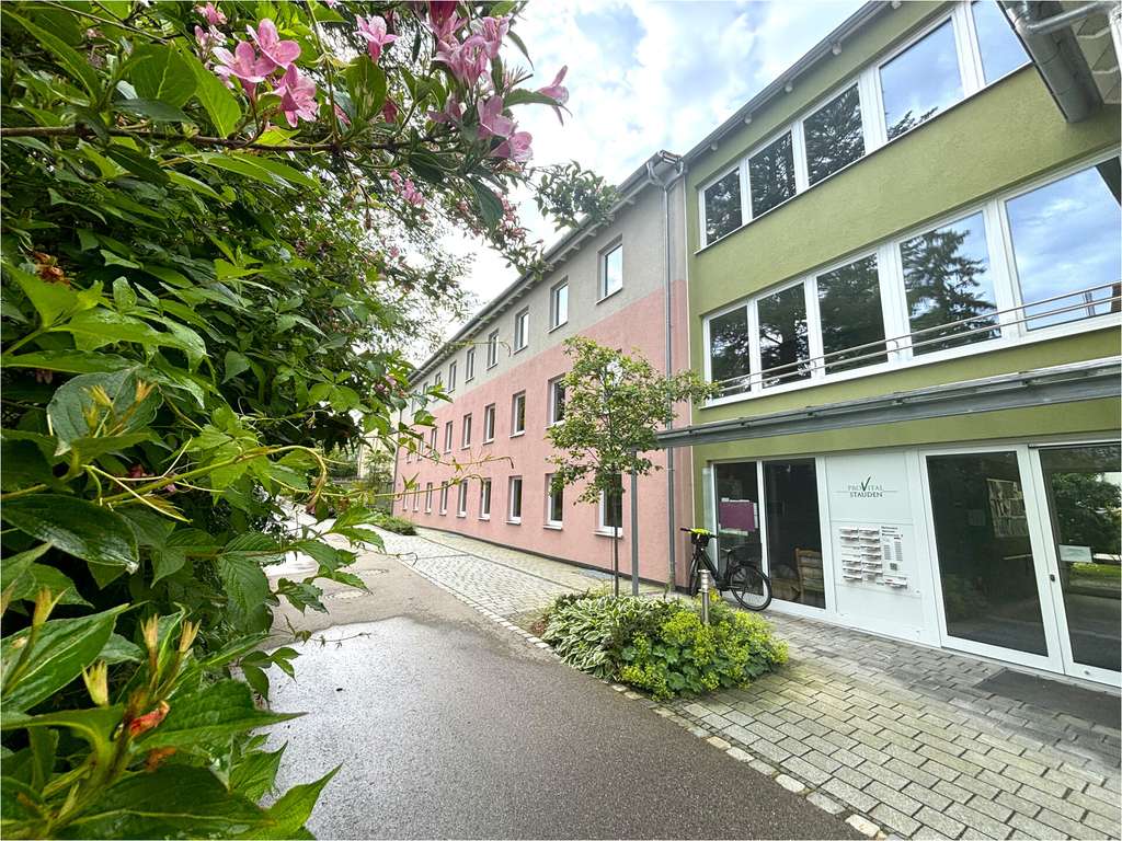 Immobilie in Fischach - Wohnglück mit Garten im betreuten Wohnen – ideal zum Leben & als Kapitalanlage- zum Einzug bereit - Bild 2