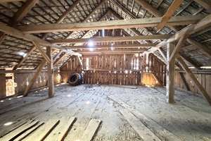 Großes Anwesen mit Wohnhaus, Scheunen und Stallungen auf 1.782 m² Grundstück – Die vollständige Adresse der Immobilie erhältst du vom Anbieter., 95488 Eckersdorf – Vorschaubild 29