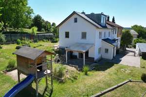 |Sanierte Doppelhaushälfte in Eilsbrunn| 

Perfekte Lage für Familien – Die vollständige Adresse der Immobilie erhältst du vom Anbieter., 93161 Sinzing – Vorschaubild 5