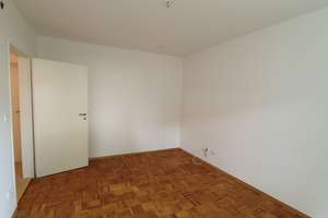 Regensburg Westenviertel - Nähe Barmherzige Brüder: 2-Zimmer mit Balkon und Stellplatz – Die vollständige Adresse der Immobilie erhältst du vom Anbieter., 93049 Westenviertel, Regensburg – Vorschaubild 3