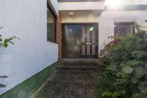 Ebenerdig und stadtnah wohnen - Reihenhausbungalow mit Garage in Zentrumslage – Die vollständige Adresse der Immobilie erhältst du vom Anbieter., 92224 Kernstadt, Amberg – Vorschaubild 3