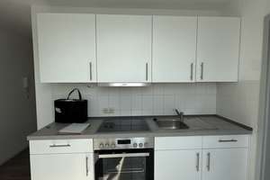 helle renovierte 2-Zimmer-Wohnung 52m² im Dachgeschoß Einbauküche Duschbad in Heide – Meldorfer Str. 184, 25746 Heide – Vorschaubild 6