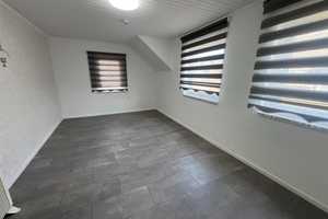 Vielseitiges Zweifamilienhaus in begehrter Lage – Neuss (Rhein-Kreis) – Vorschaubild 4