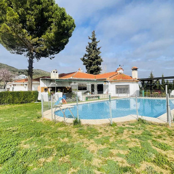 Charmantes Landhaus mit Pool in Antequera