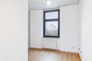 Hochwertige 3-Zimmer-Wohnung (83 m²) mit 2 Bädern & EBK in Barmen – ab sofort frei – Alarichstraße 2, 42281 Barmen, Wuppertal – Vorschaubild 8