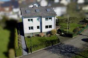 Einfamilienhaus mit gehobener Ausstattung und ca. 195 m² Wfl. in ruhiger Lage von Arnsberg-Oeventrop – Hochsauerlandkreis – Vorschaubild 1