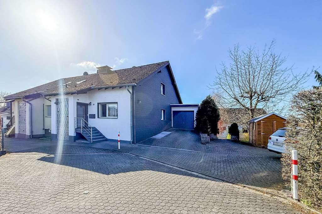 Immobilie in Lohmar - Idyllisch wohnen, clever investieren - Besondere Immobilie mit Perspektive im Herzen von Honrath! - Bild 1