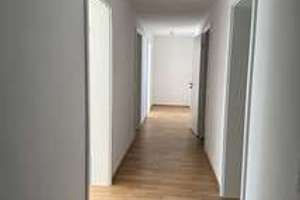 Charmante 5-Zimmer-Wohnung in Nürnberg , Zweigstraße 20 – Zweigstraße 20, 90439 Sündersbühl, Nürnberg – Vorschaubild 3
