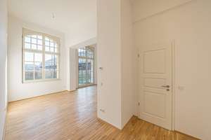 *** 3-Zimmer, Sprossenfenster, hohe Decken * 2 Balkone * Parkett * Fußbodenheizung * TG *** – Straße der Nationen 80, 9111 Zentrum, Chemnitz – Vorschaubild 7