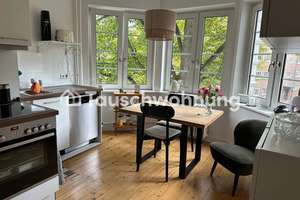 Tauschwohnung: Tausche 2 Zimmerwohnung in gegen Wohnung ab 60 m² mit Balkon