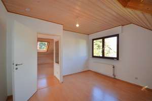 Familienfreundliches Fertighaus mit viel Platz, Terrasse und Balkon – Die vollständige Adresse der Immobilie erhältst du vom Anbieter., 12307 Lichtenrade, Berlin – Vorschaubild 24