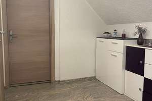 Charmantes Einfamilienhaus in Essenheim – wie 2 Wohnungen in einem – Die vollständige Adresse der Immobilie erhältst du vom Anbieter., 55270 Essenheim – Vorschaubild 13