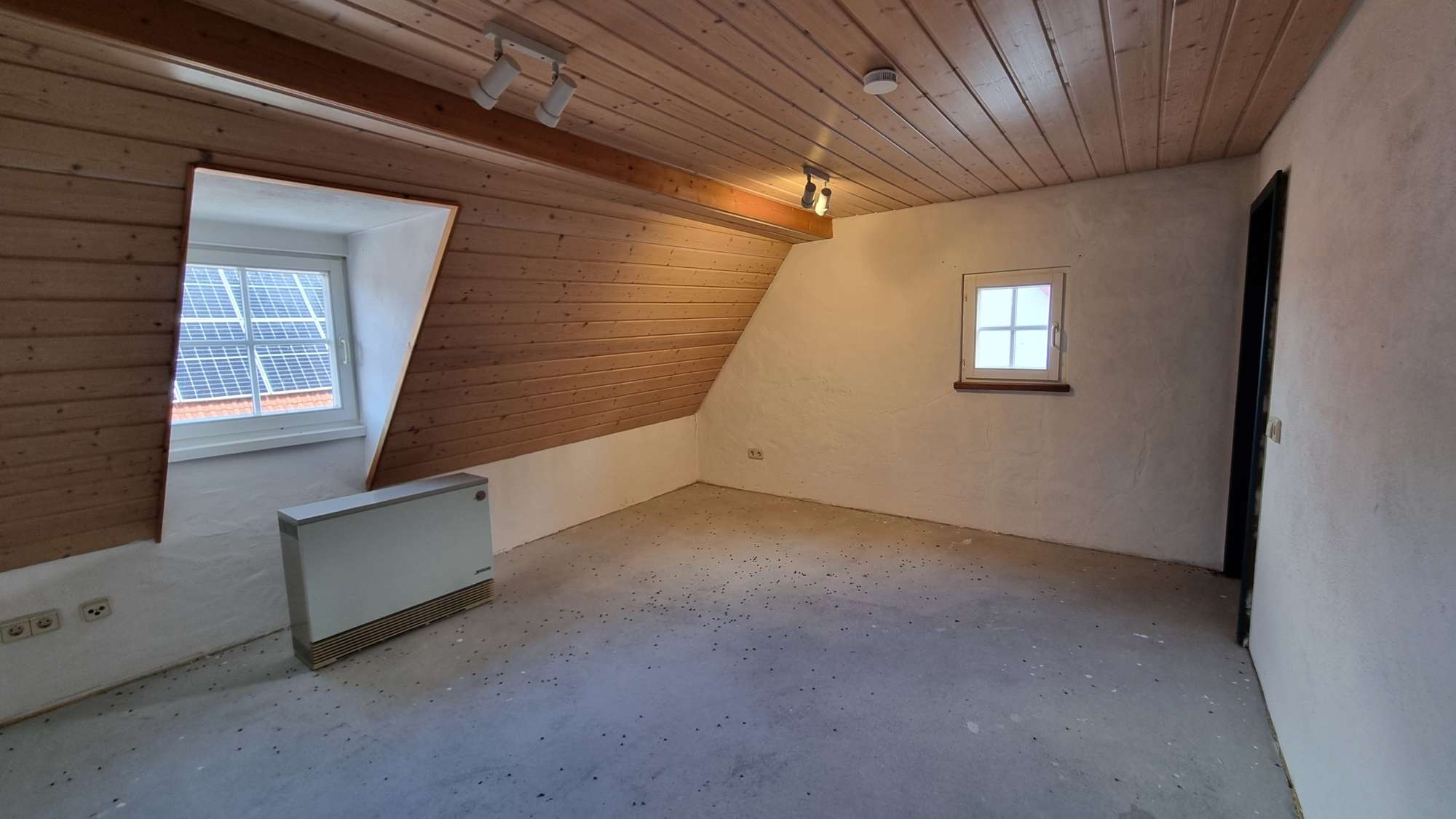 Immobilie in Hayingen - Großzügiges Denkmalobjekt mit Potenzial – Teilrenoviert und bereit für Ihre Visionen! - Bild 5