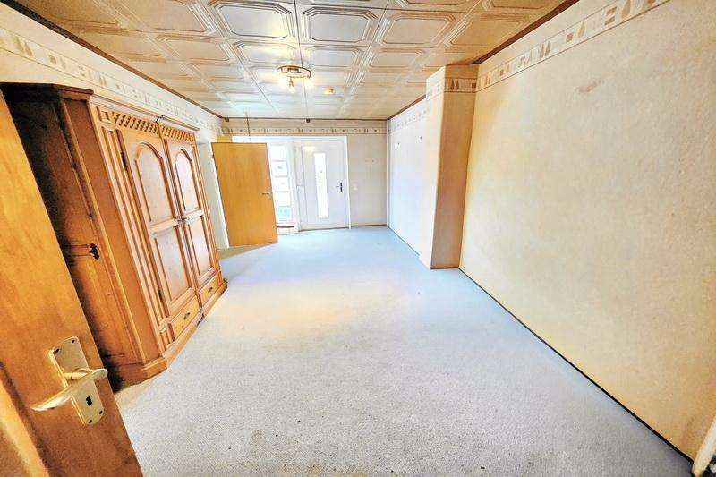 Riesiger Bungalow zum Schnäppchenpreis mitten im Grünen – Wohnen auf ca. 256m² Wohn-/Nutzfläche!, Rendsburg Eckernförde Kreis – Bild 3