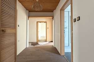Helle Eigentumswohnung mit großzügigem Grundriss in Remscheid-Lennep – Die vollständige Adresse der Immobilie erhältst du vom Anbieter., 42897 Lennep West, Remscheid – Vorschaubild 4