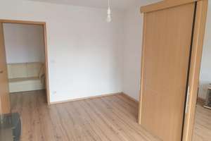 Gut geschnittene 2,5 Zimmer ETW im 3. OG mit Balkon in Ludwigshafen – 67059 Mitte, Ludwigshafen am Rhein – Vorschaubild 2