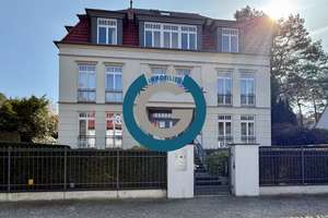 GROSSE TERRASSE & 2 BALKONE - KAMIN, OFFENE KÜCHE, PARKETT, U.V.M. - PRIVATE GARAGE & AUFZUG