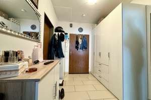 SOLIDE KAPITALANLAGE IN MÜNCHEN-NYMPHENBURG! HELLE, GUT GESCHNITTENE 2-ZKB-WOHNUNG MIT GUTER MIETE – Die vollständige Adresse der Immobilie erhältst du vom Anbieter., 80638 Nymphenburg, München – Vorschaubild 8