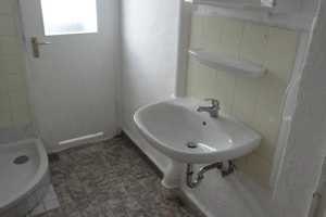günstige einfache  2 1/2 Zimmer-Souterrain-Wohnung – Stuttgart – Vorschaubild 10