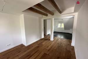 Zweitbezug nach Kernsanierung - charmante 3-Zimmer-Wohnung in Frankfurt/ Bornheim (DG) – Dahlmannstraße 58, 60385 Ostend, Frankfurt am Main – Vorschaubild 3