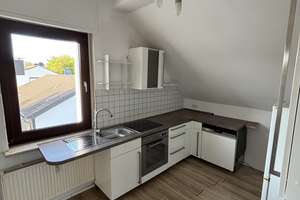 3,5-Zimmer-Wohnung: Perfekte Kombination aus Altbau-Charme, guter Raumaufteilung und idealer Lage – Brücherhofstraße 30, 44269 Benninghofen, Dortmund – Vorschaubild 6