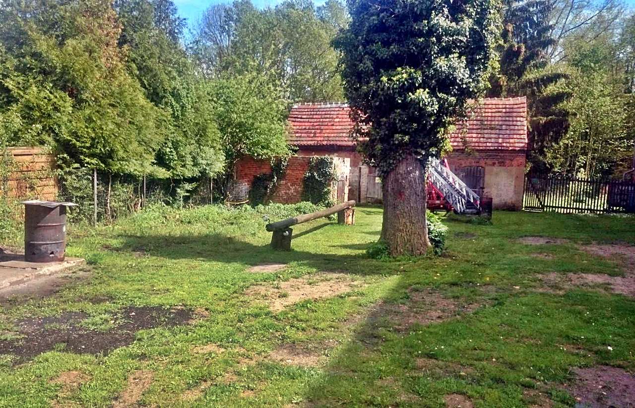 (T)RAUM ZUR ENTFALTUNG ! Imposantes, solides Klinker-MFH / EFH, Burgenlandkreis – Bild 4