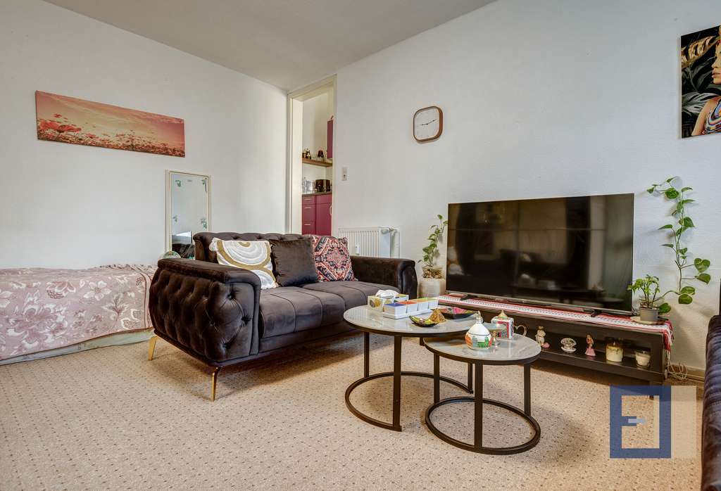 Immobilie in Rüsselsheim am Main - Mehrfamilienhaus (3 Wohnungen, vermietet) in Rüsselsheim ++ Nahe Bahnhof, Hochschule, Innenstadt ++ - Bild 2